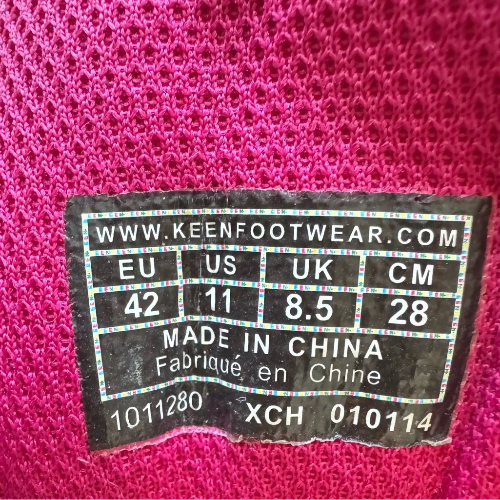 Keen Gray Magenta Hiking Shoes Rubber Sole & Toe Kick Mesh Upper Outdoor Size 11 - Image 8