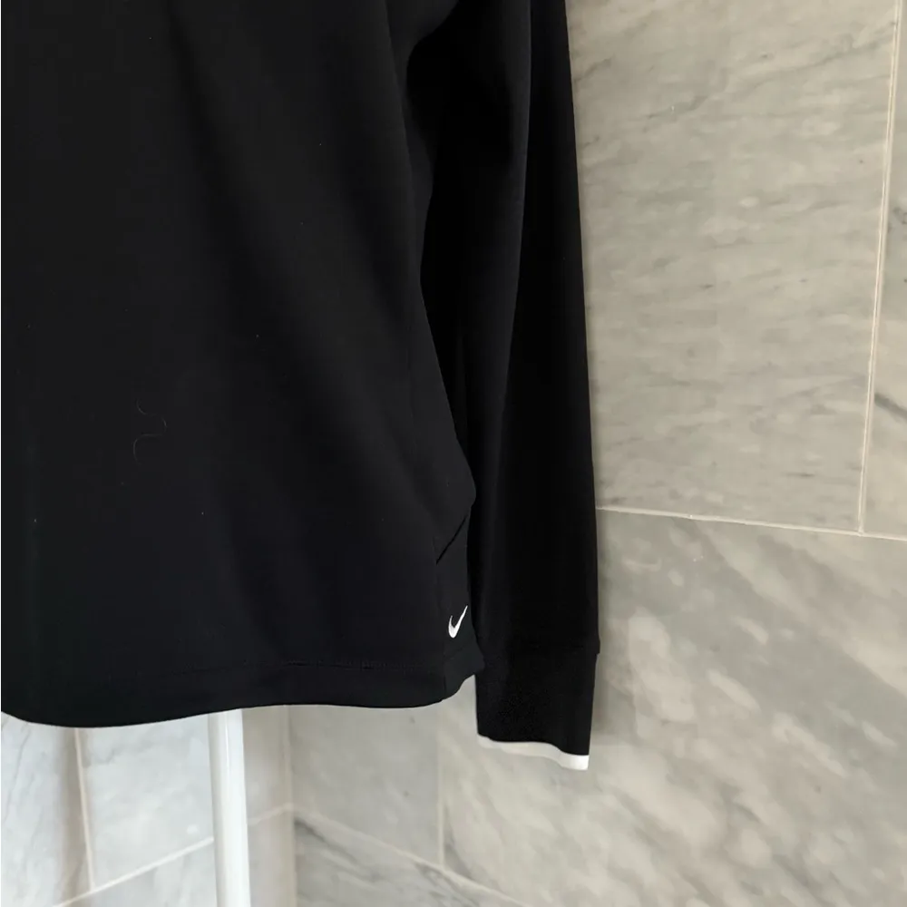 Nike  Ladies Dri-FIT 1/2-Zip Cover-Up - Black/White Golf Size Large - Image 11