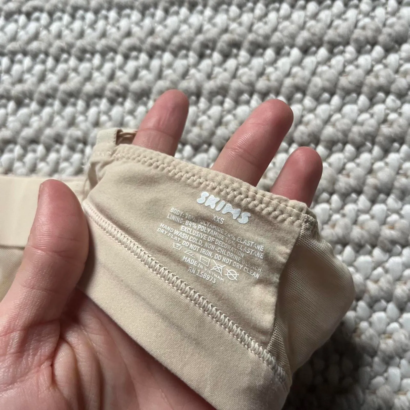 Skims Fits Everybody Triangle Bralette - Image 3