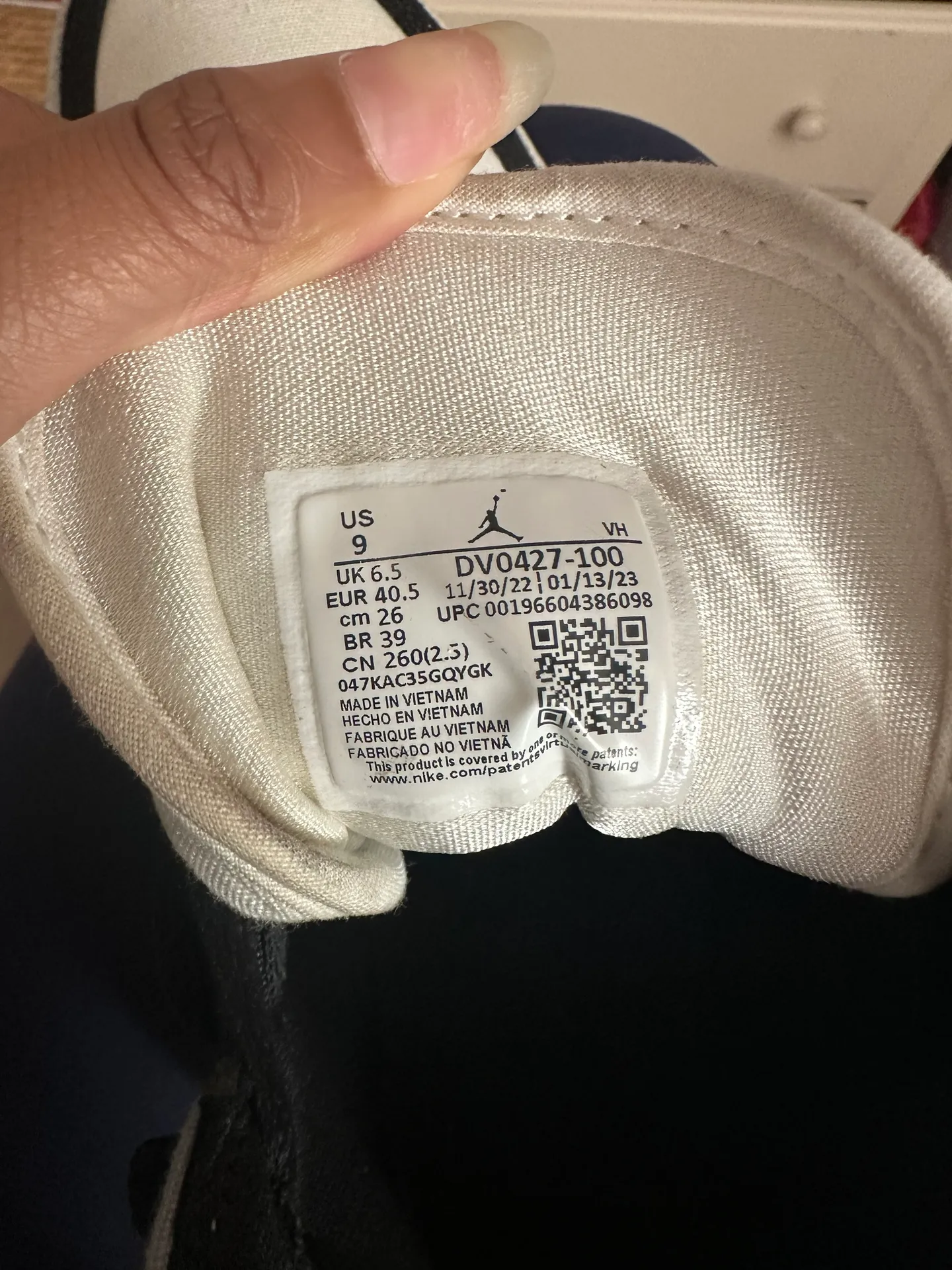 nike jordans  - Image 3