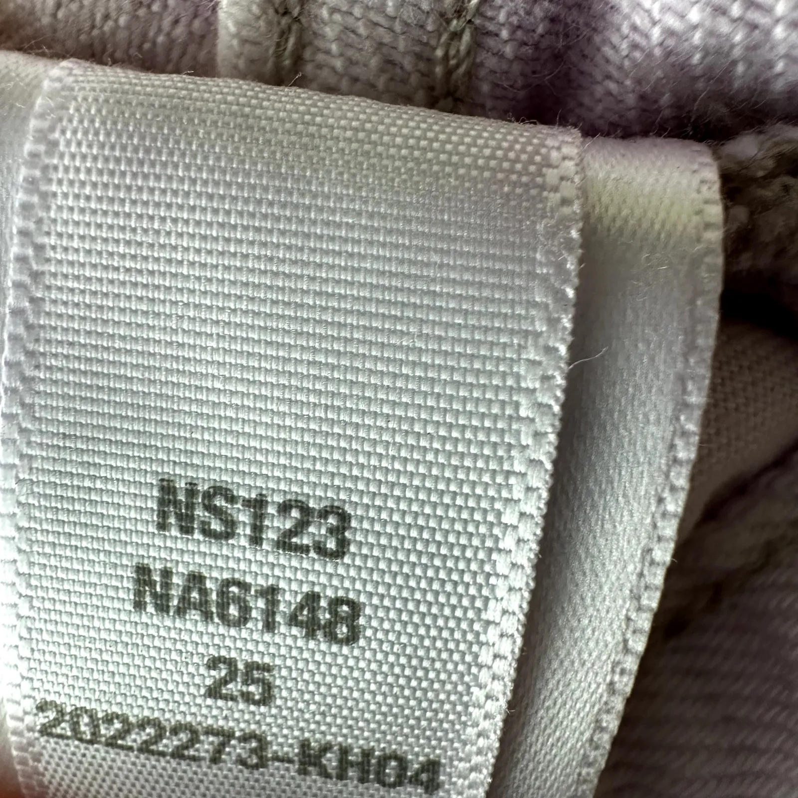 Madewell The Darted Barrel Leg Jeans Denim High Waisted Washed Purple Lilac 25 - Image 4