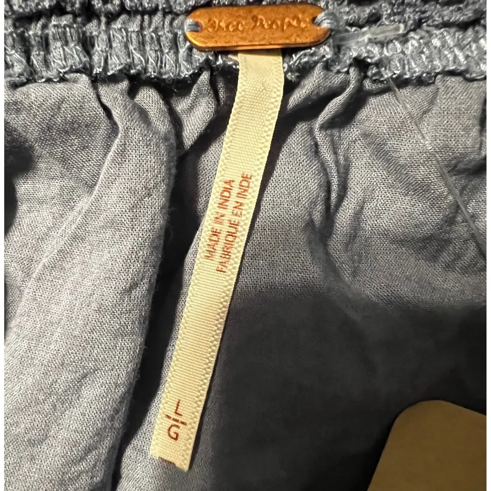 ReClectic Free People Navy Blue Eyelet Lace Trim Strapless Crop Top Size L NWT - Image 7