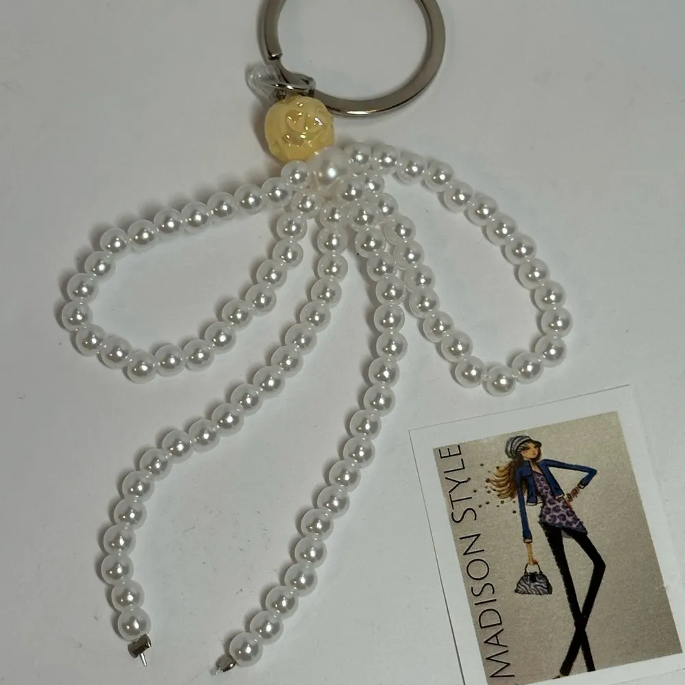 Micro Bag Bow Accent Charm - Image 3