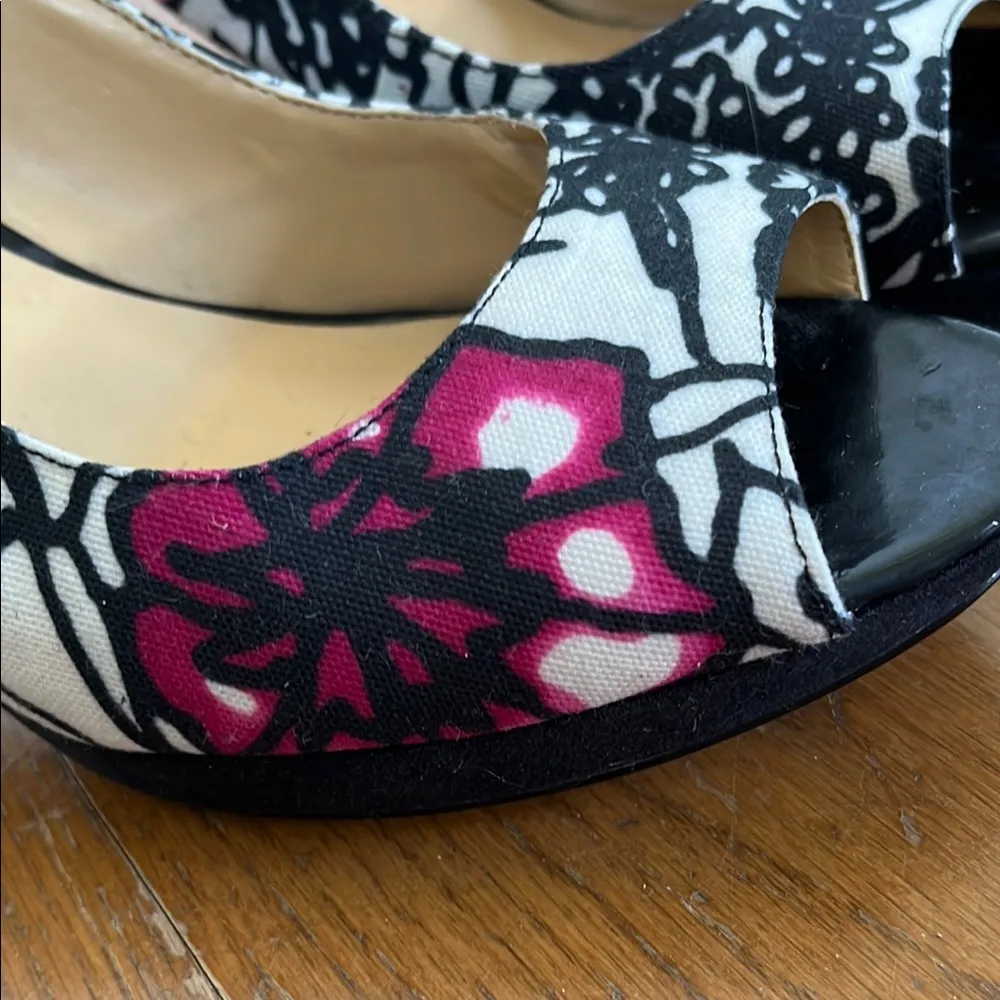 Nine West Black and Pink Patterned Slingback Heels Great Condition - Image 7