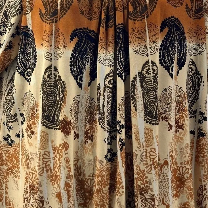 Susan Graver Paisley Liquid Knit Top Brown 1X‎ - Image 3