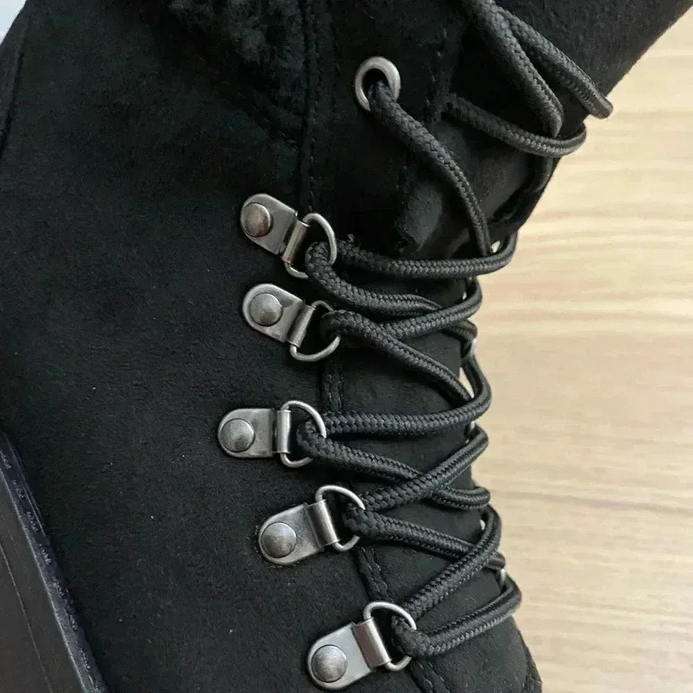 🆕Bamboo Black Smooth Wildone Boots 6🆕 - Image 5