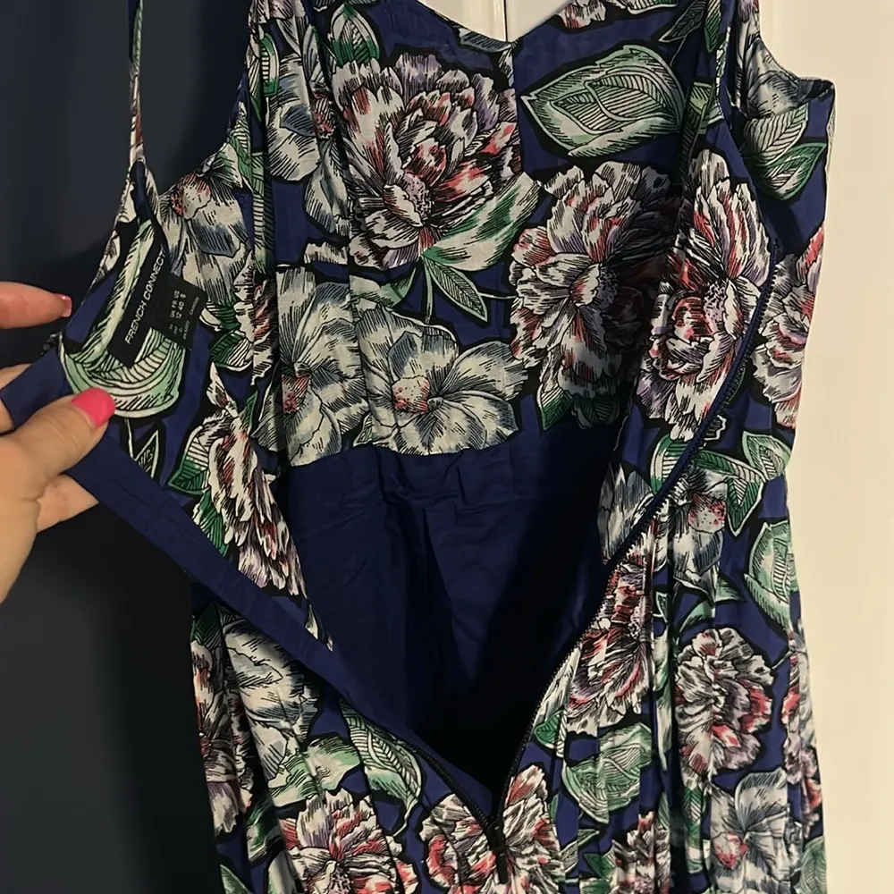 French Connection Bonita Floral cotton lined size 8 Maxi Dress zip in whimsical - Image 5