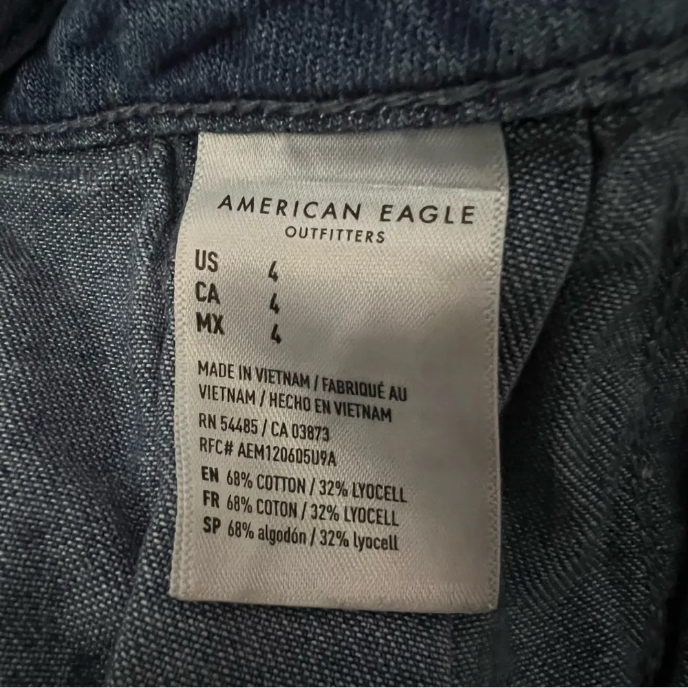 American Eagle Denim Pleated Mini Skirt 4 Women’s Blue Indigo Waters GUC 6841. - Image 5