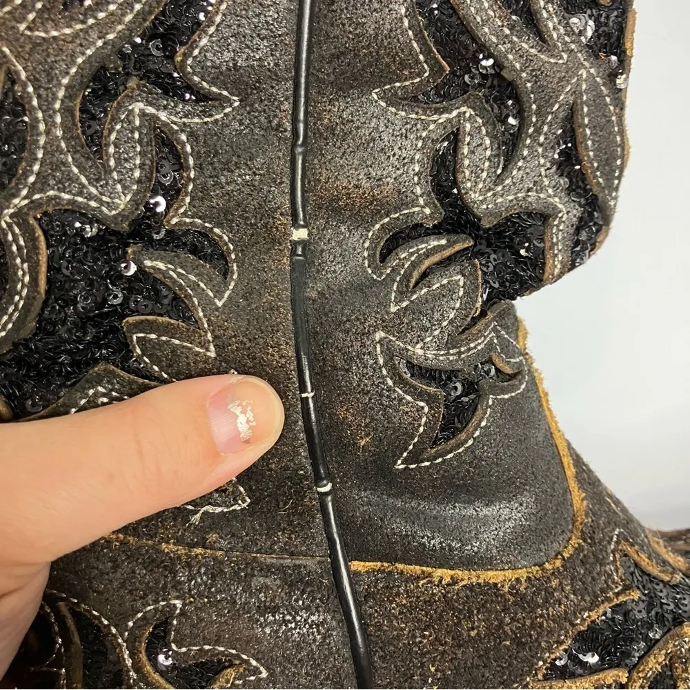 Corral‎ sequin inlay brown suede boots size 7 - Image 7
