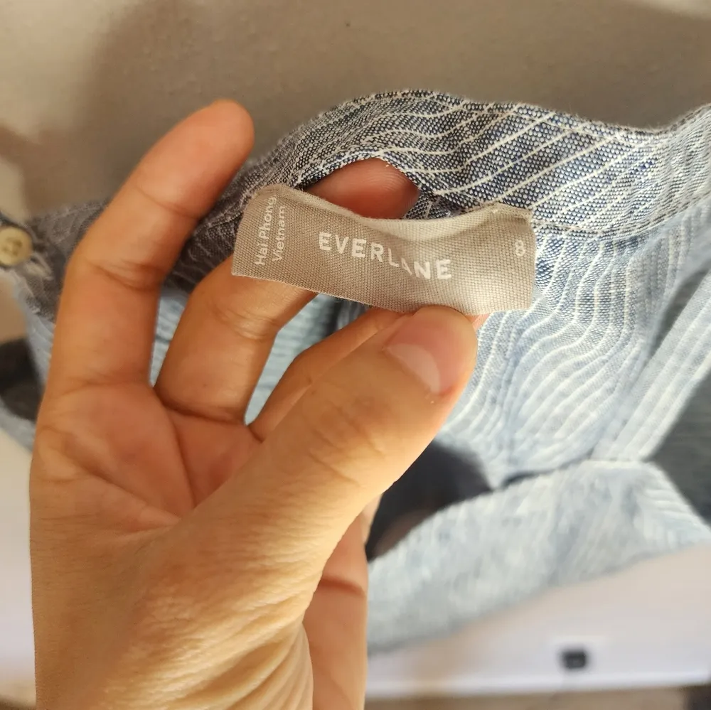 Everlane The Linen Picnic Top size 8 - Image 6