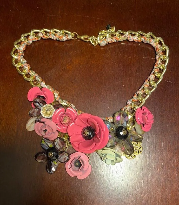 Lilac Crystal Floral Statement Vintage Flower Braid Lobster Necklace Gold - Image 9