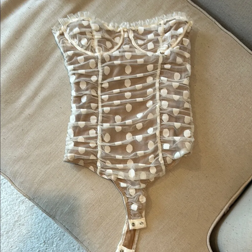 Majorelle Wyn Bodysuit in White - Image 13