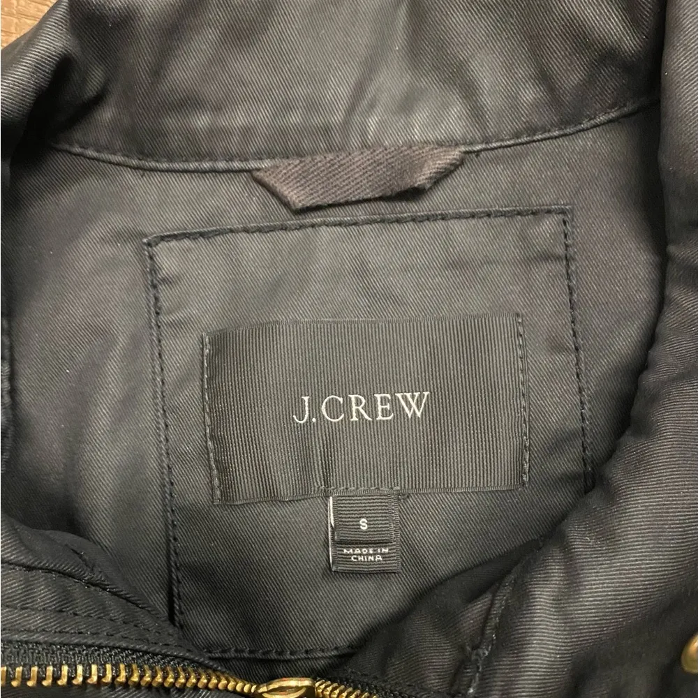 J. Crew 100% Cotton Black W/ Gold W/ Zipper & Botton Combo Close Size Small - Image 5