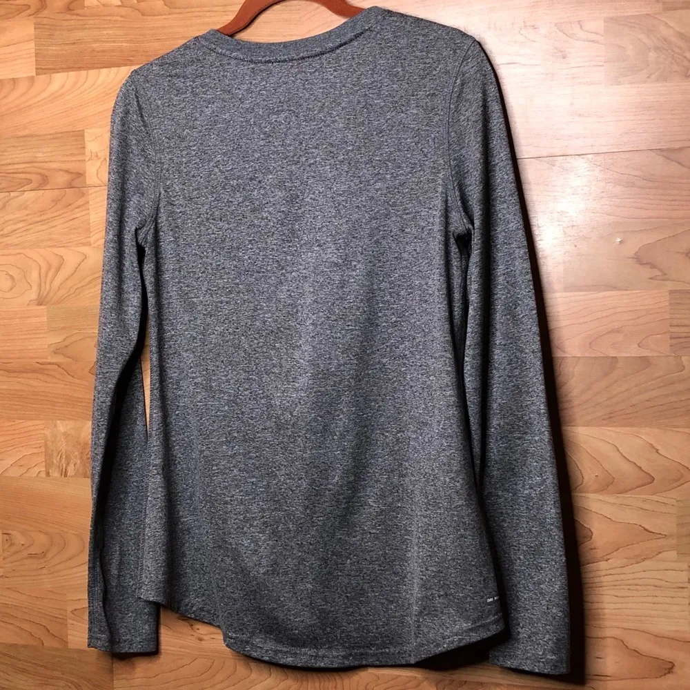 Danskin Size Medium Long Sleeve V-Neck Dri-More Athletic Top - Image 3