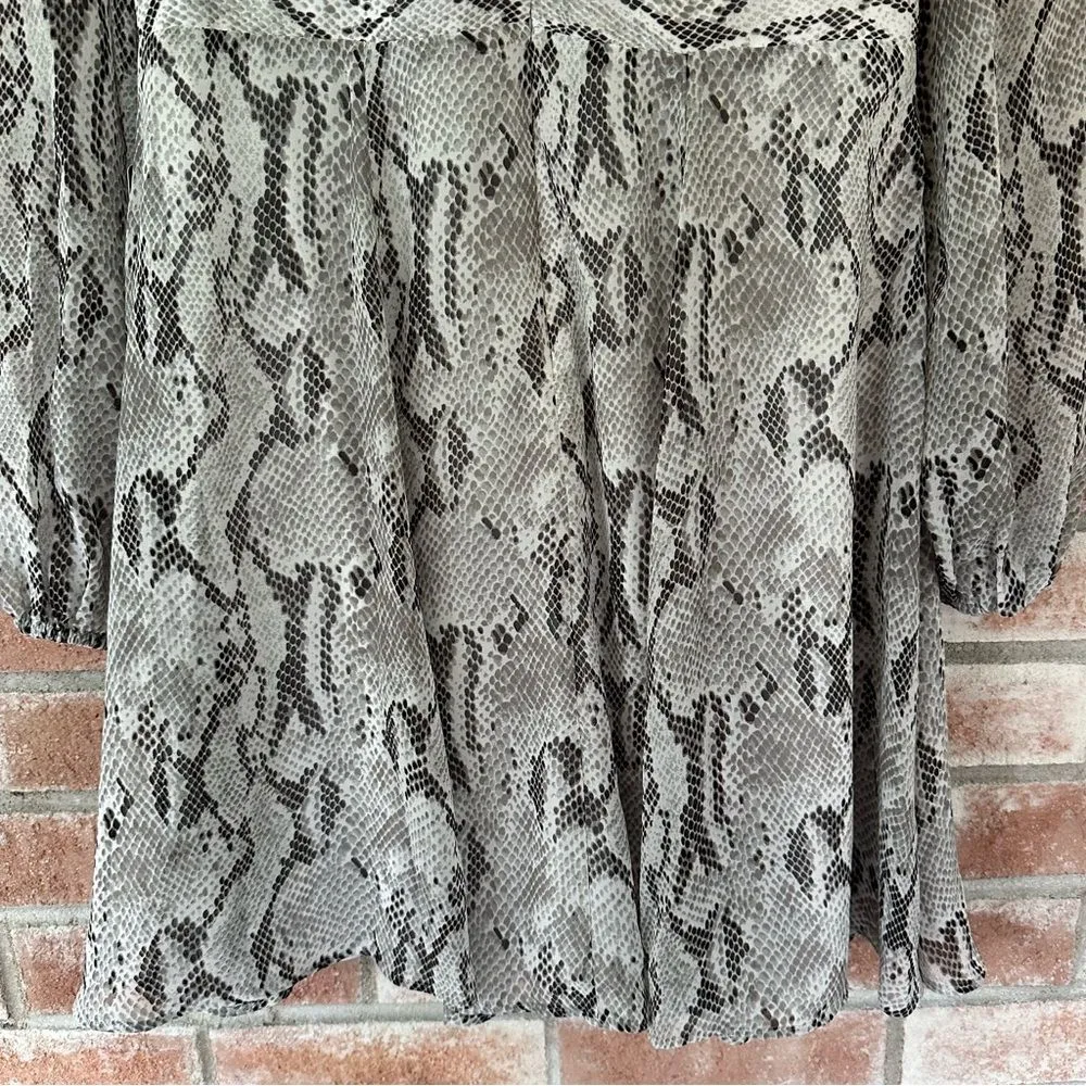 Express Cutout Long Sleeve A Line Dress NEW Women’s Small Gray Snakeskin Print - Image 9