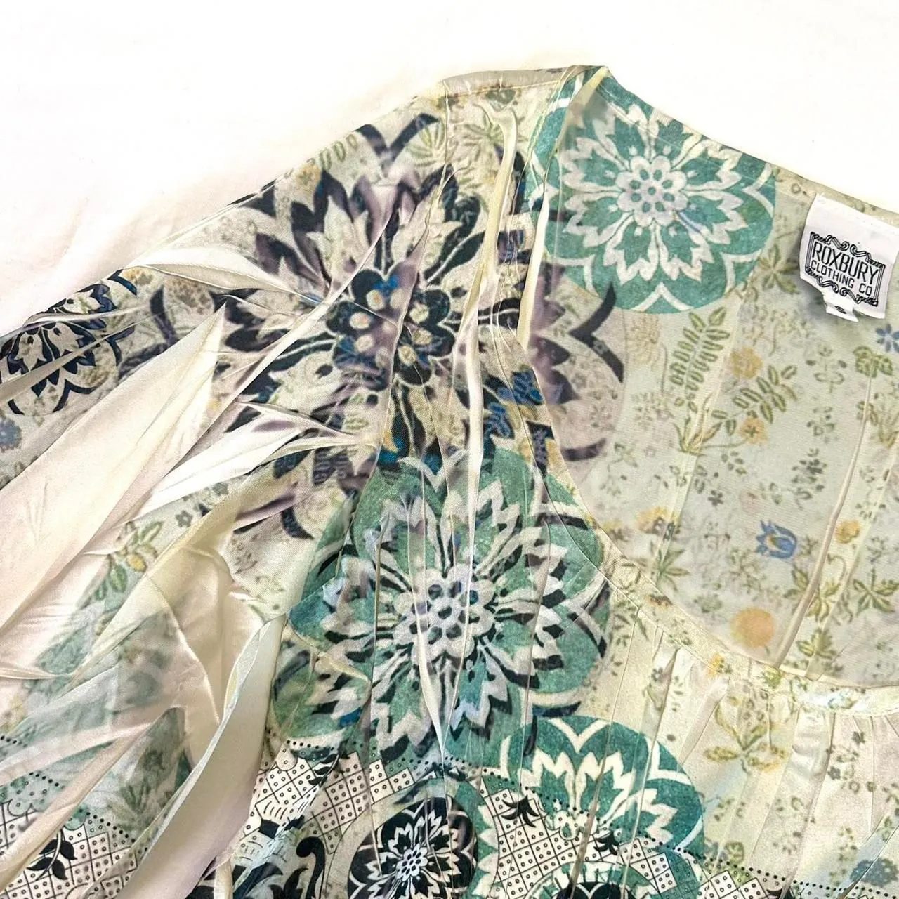 Vtg 90s Roxbury Clothing Co Floral Print Top Bell Sleeves Sz S Boho Fairy Hippie Green - Image 2