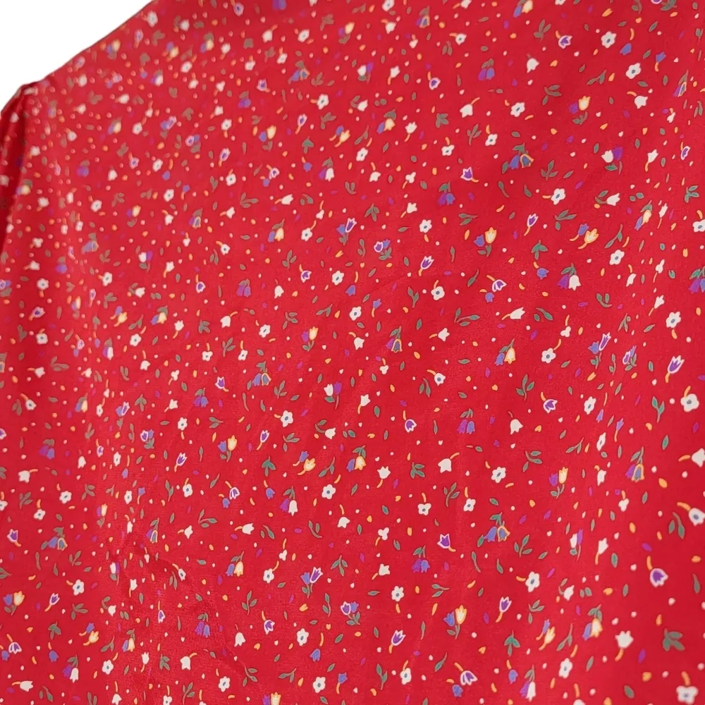 The Villager VTG Red Mini Floral Print Button Down Long Sleeve Women's Size 16 - Image 12