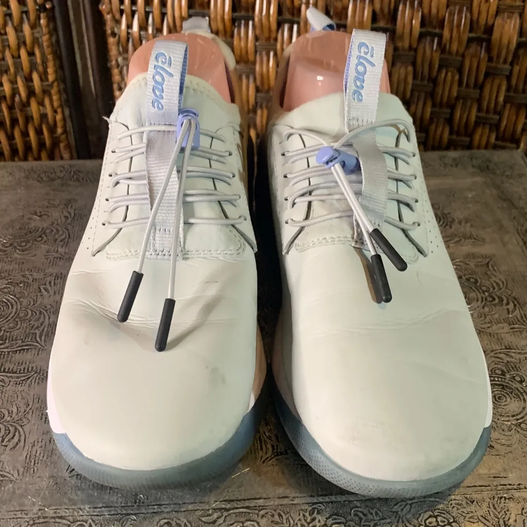 Clove Light Blue Sneakers Size 10 - Image 2
