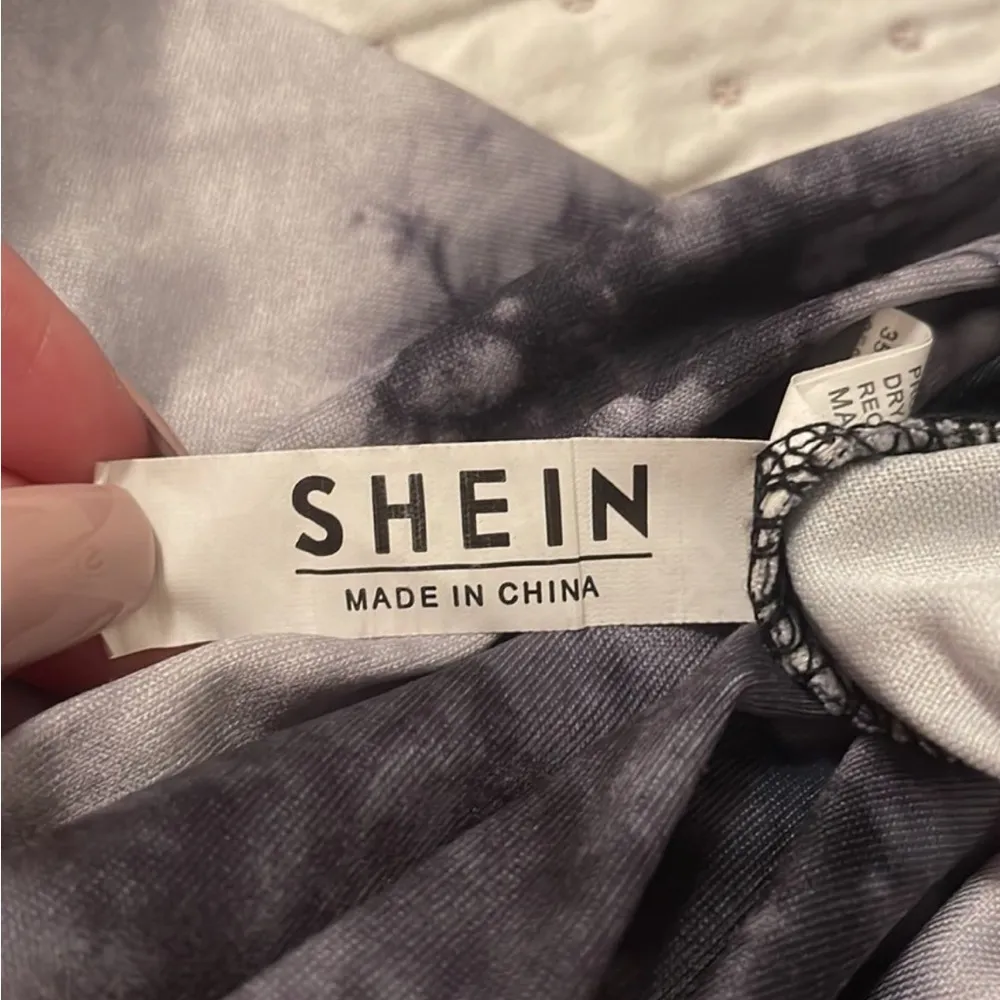 SHEIN Black & White Tie Dye Biker Shorts - Image 5