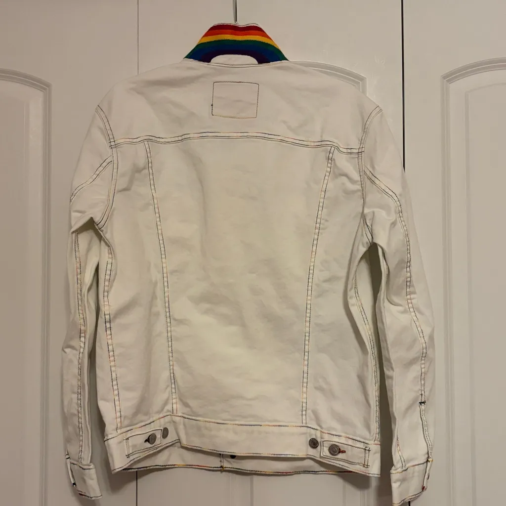Vintage Levi's Pride Collection Off White Rainbow Denim Jacket Size Large - Image 5