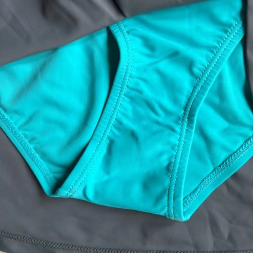 Free Country Gray/Blue Knit Swim Skirt Mesh Belt & Built in Brief New Size Small - Image 7