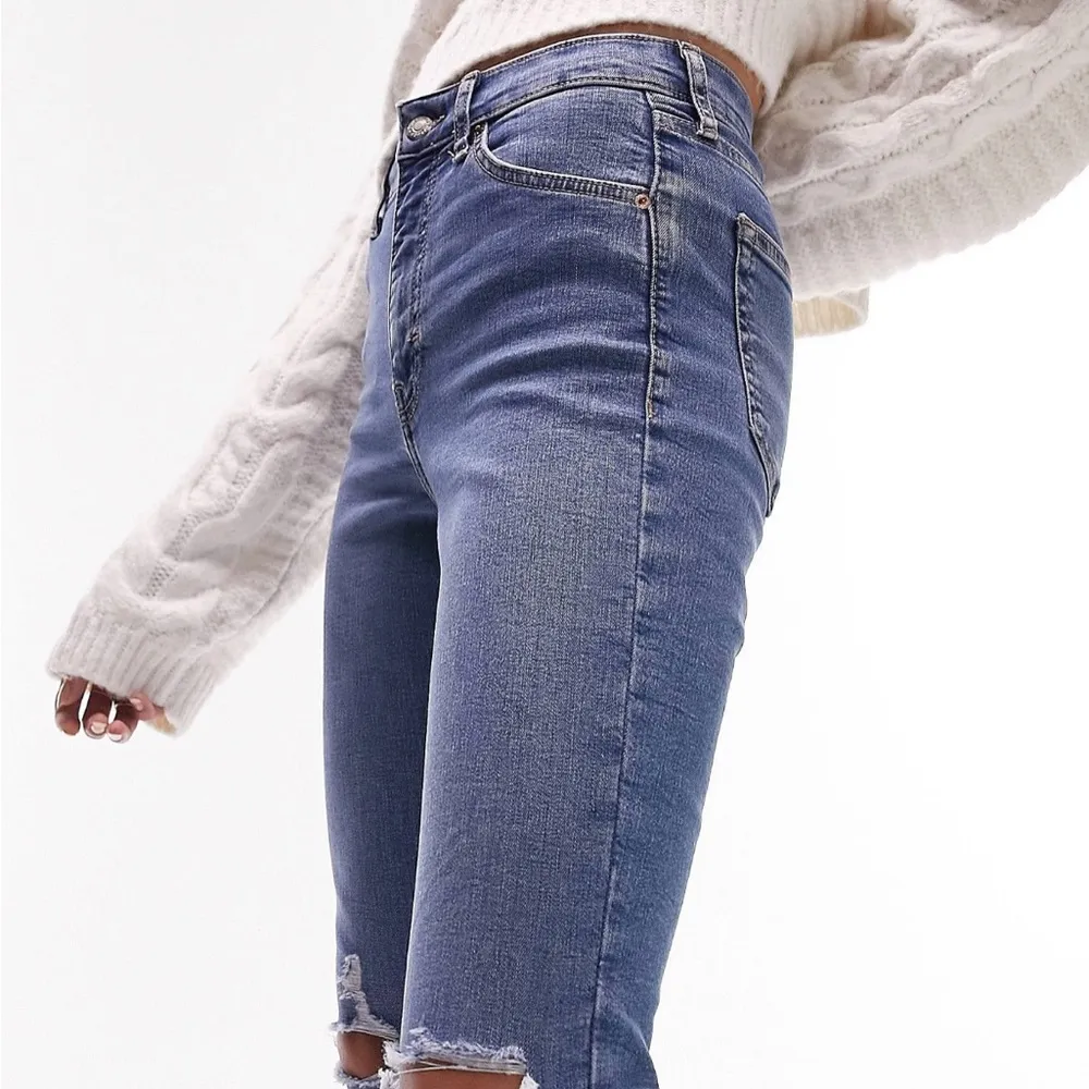 NWT Topshop  Distressed Knee Jamie Jeans - Image 5