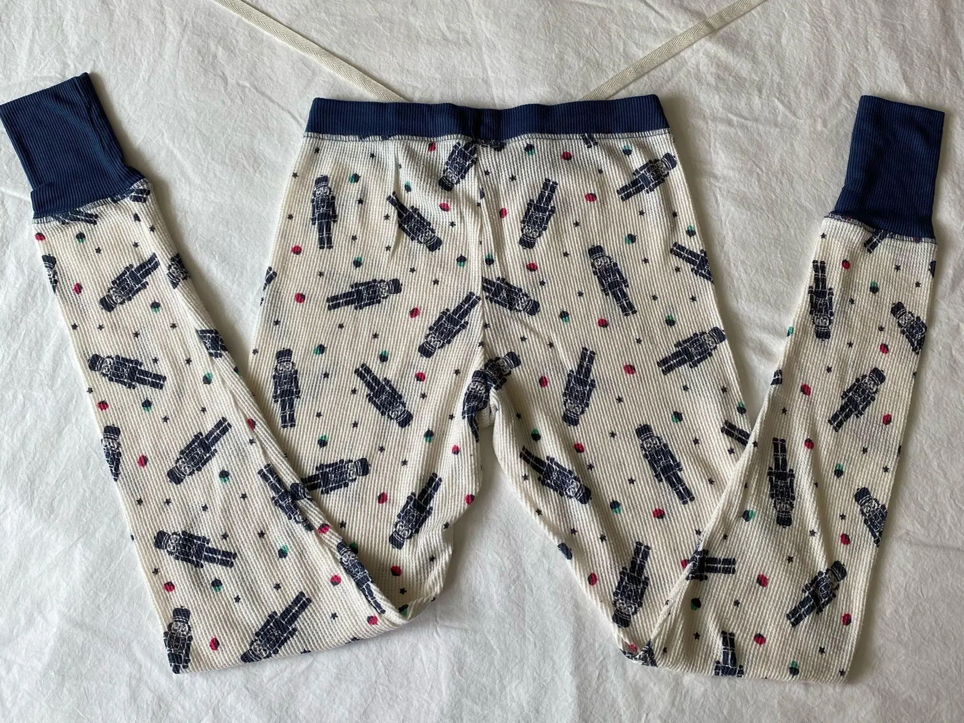 Nordstrom Rack Ivory Pristine Nutcracker Thermal Pajama Pants - Image 3