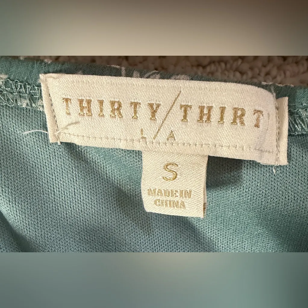 Thirty/Thirty Elegant Long Sleeve Floral Dress in Green - Image 6