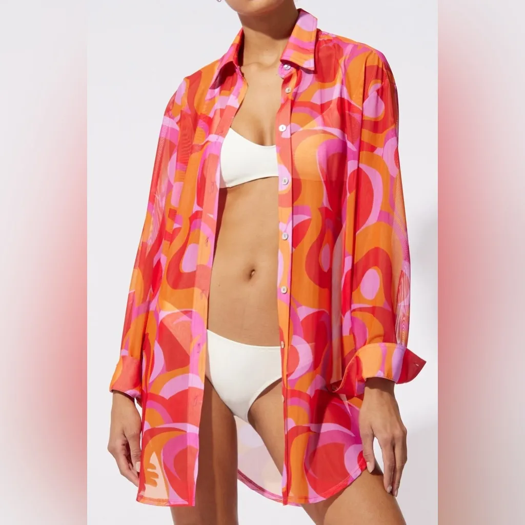 Solid & Striped The Dallas Tunic in Cherry Multi Optic Swirl - Image 2