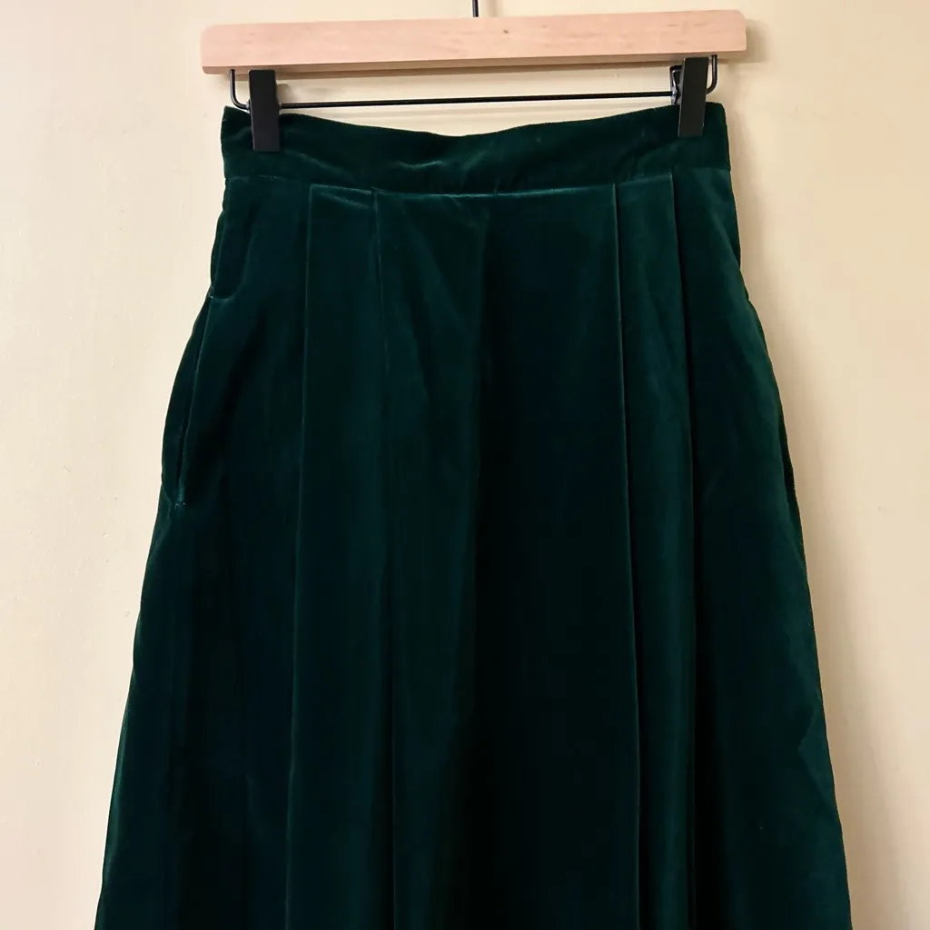 Vintage Laura Ashley Velvet Pleated Maxi Skirt in Forest Green - Image 3