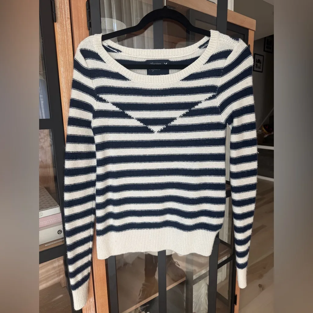 Vintage y2k American Eagle AE sweater navy striped wool v crew knit preppy 2010 - Image 5