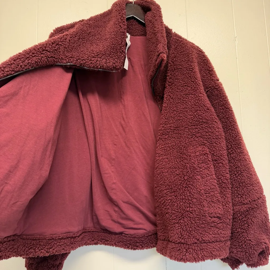 LULULEMON Cinchable Fleece Zip Up Merlot Size 12 - Image 7