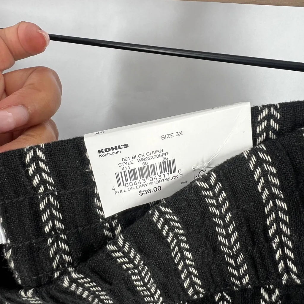 Sonoma Black & White Linen Blend Chevron Striped‎ Pull On Easy Short NWT Size 3X - Image 4
