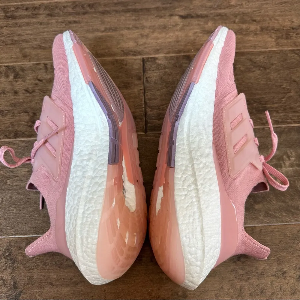 Adidas Ultraboost 22 Shoes - Image 3