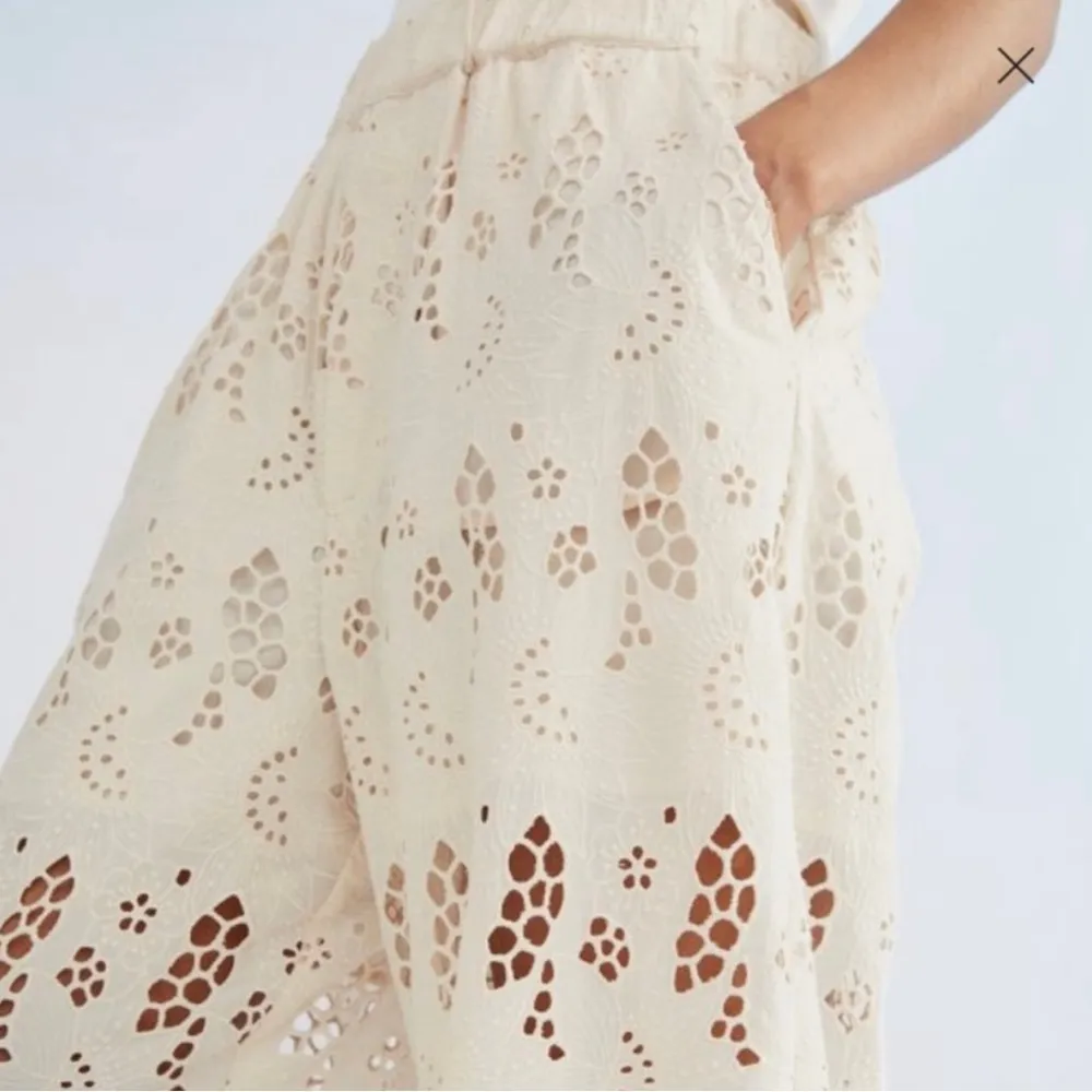 H&M embroidery Cream Wide Leg Lace Pants bohemian chic women size M - Image 2