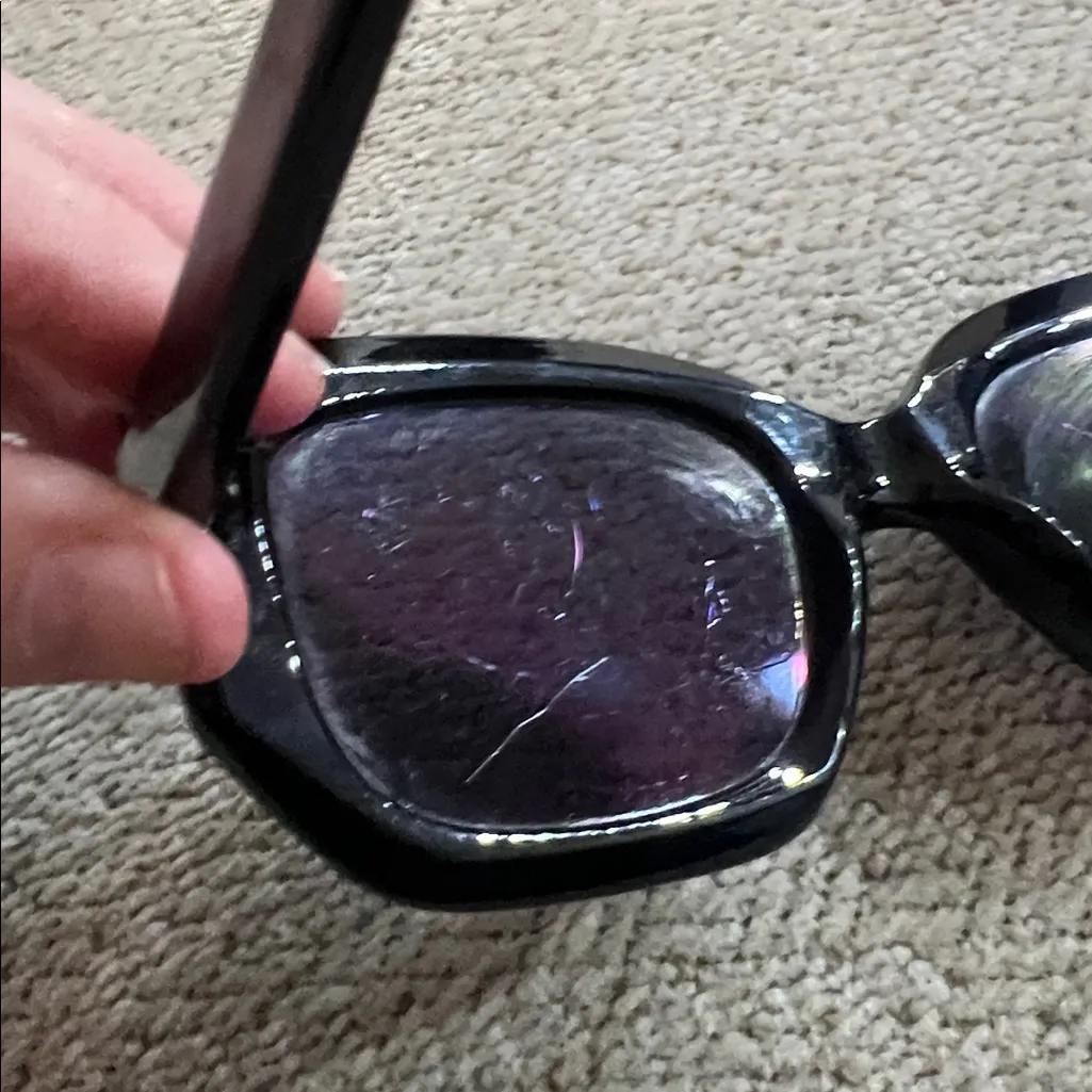 Frye Oversized Black Square Sunglasses Stud Detail 100% UV Protection - Image 7