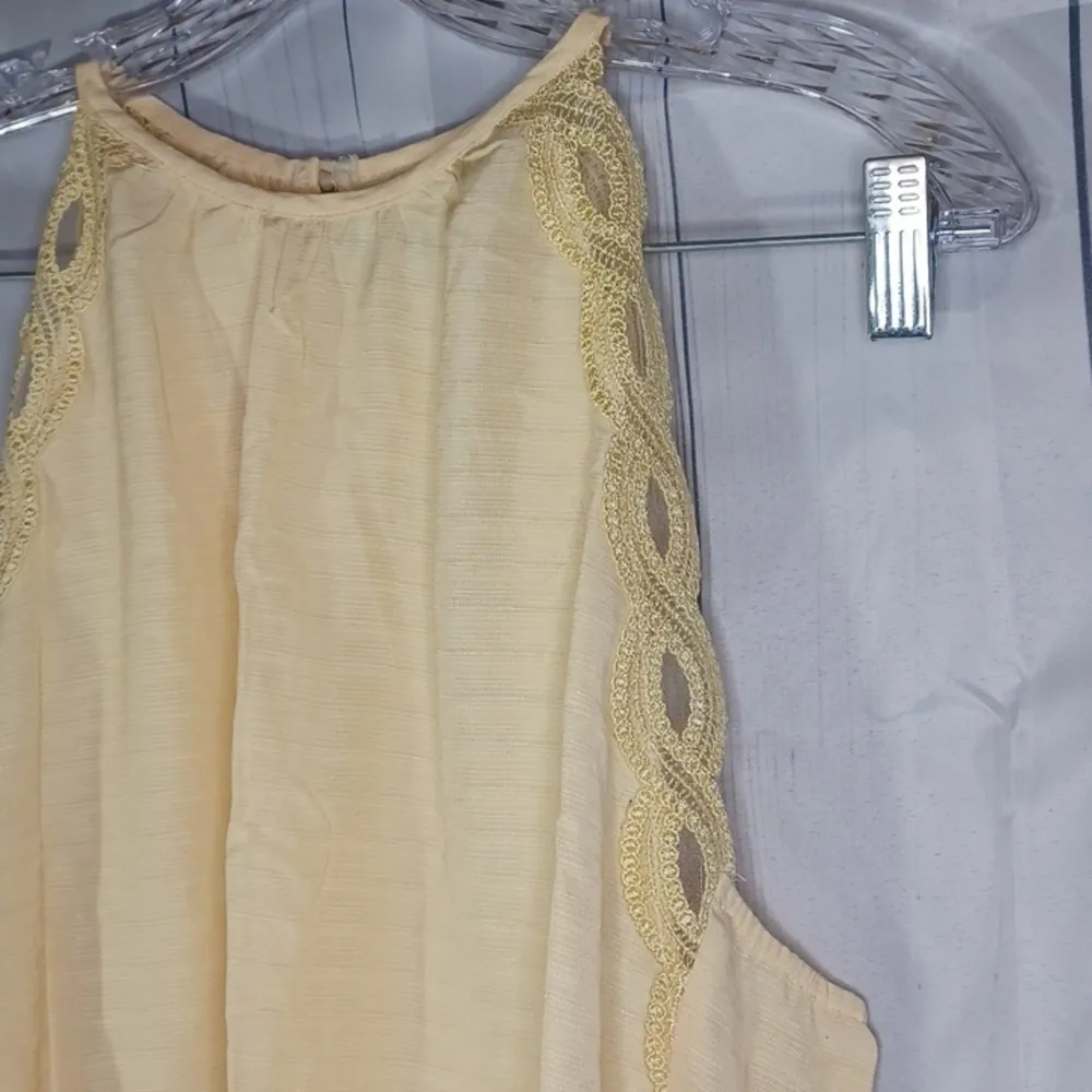 Kendall & Kylie sleevless shirt - Image 6