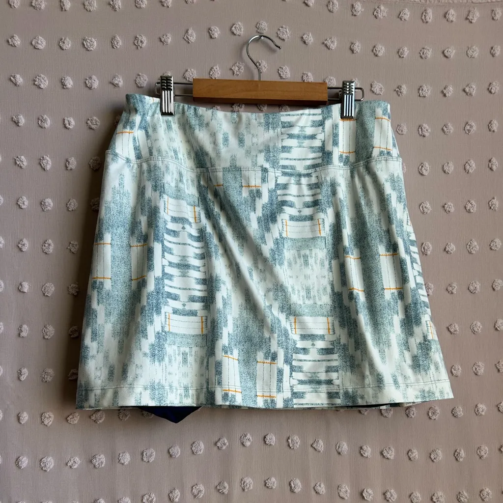 Title Nine Golf Dream Athletic Skort‎ Sz M Blue White - Image 2