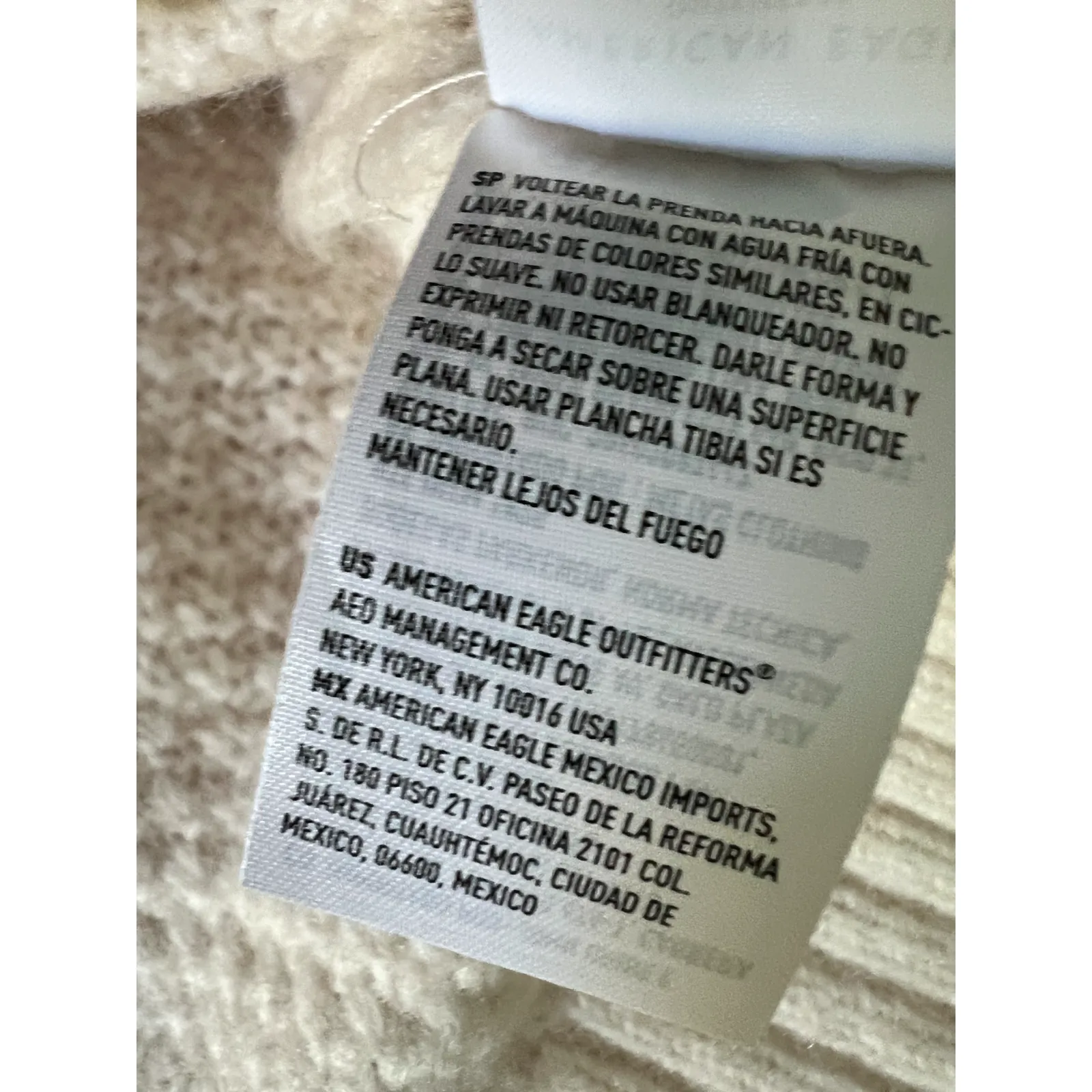 American Eagle  Sweater Size Small White Long Tunic Crew Neck Cableknit Soft NWT - Image 11