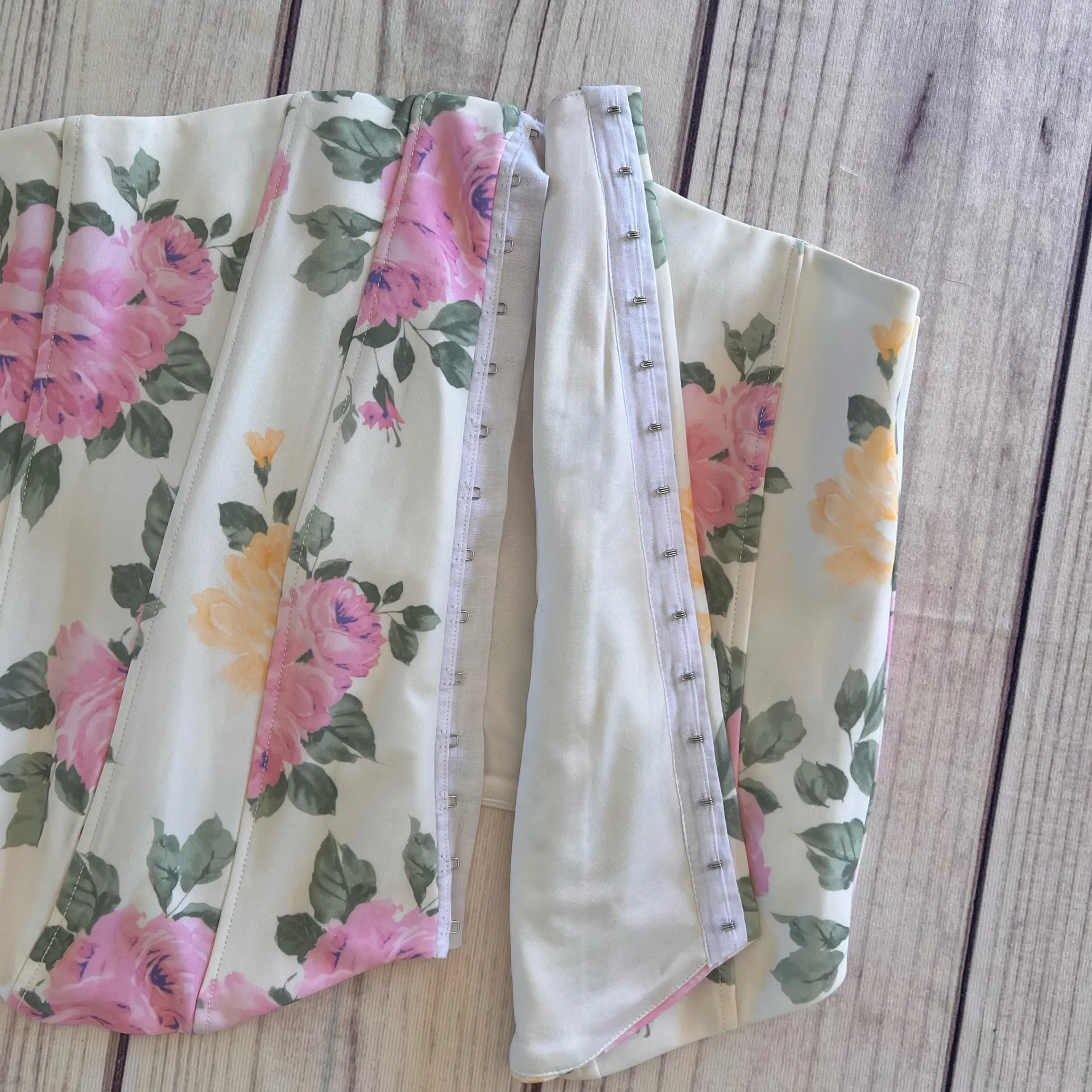 Zara Cream & Pink Floral Strapless Corset Top - Image 9