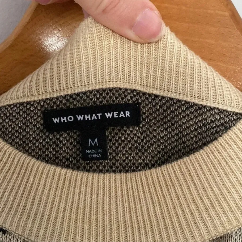 Who What Wear Animal Print Puff Sleeve Beige Top Size Medium - Image 5