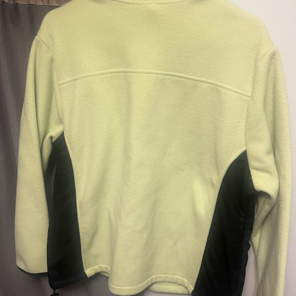 Women's Two-Tone Fleece Jacket - Image 4