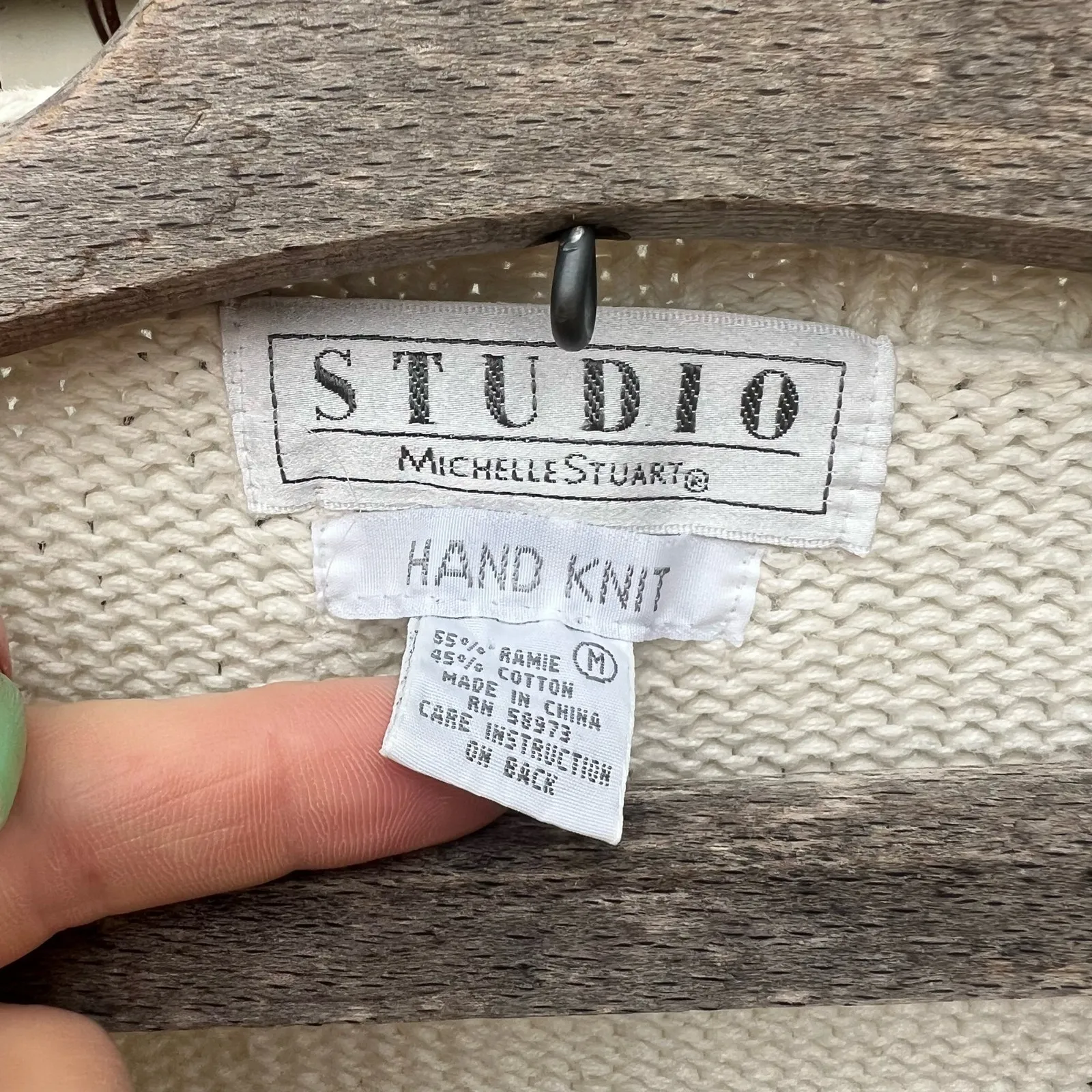 Vintage 90s Cottage Coquette Cozy Floral Embroidered Cardigan Sweater MEDIUM Pink - Image 5