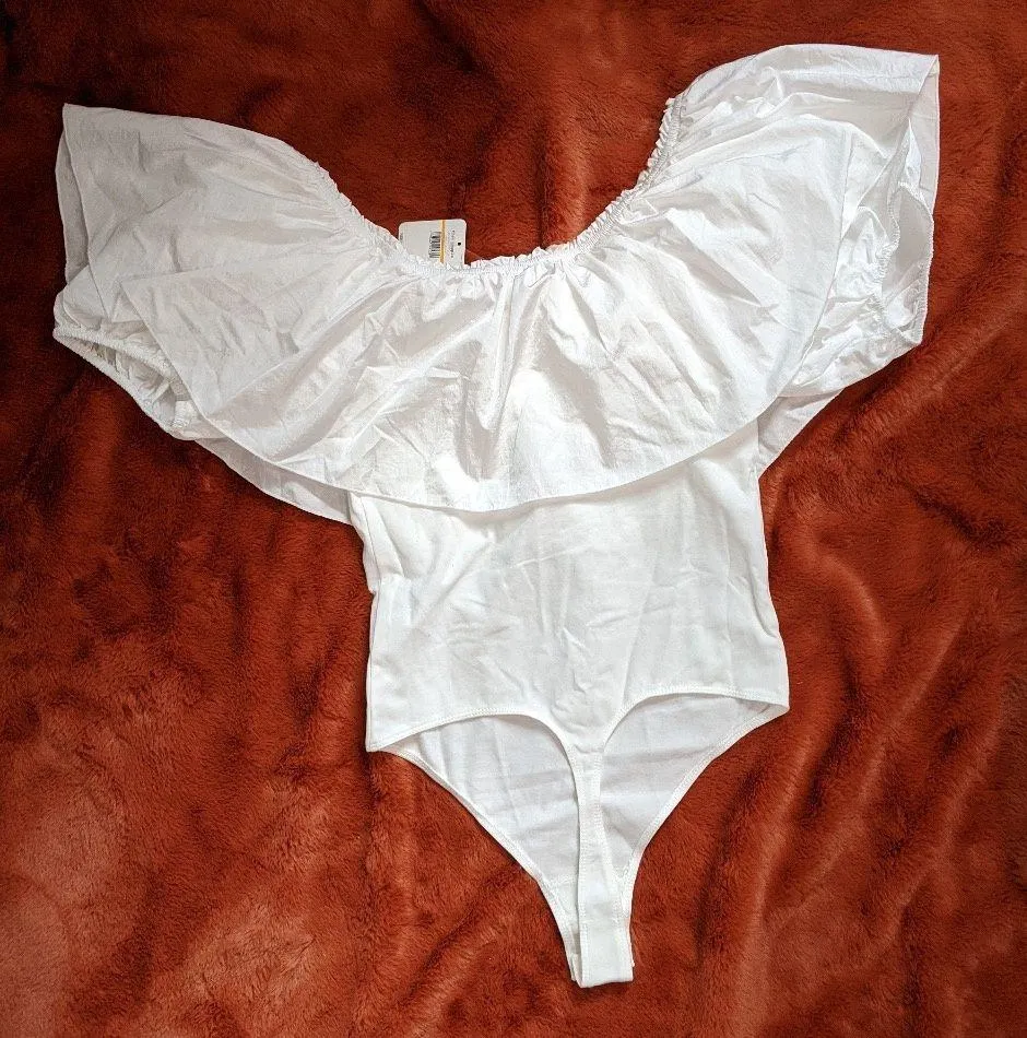 NWT  | Poof Goes My Heart Bodysuit | white | Small - Image 6