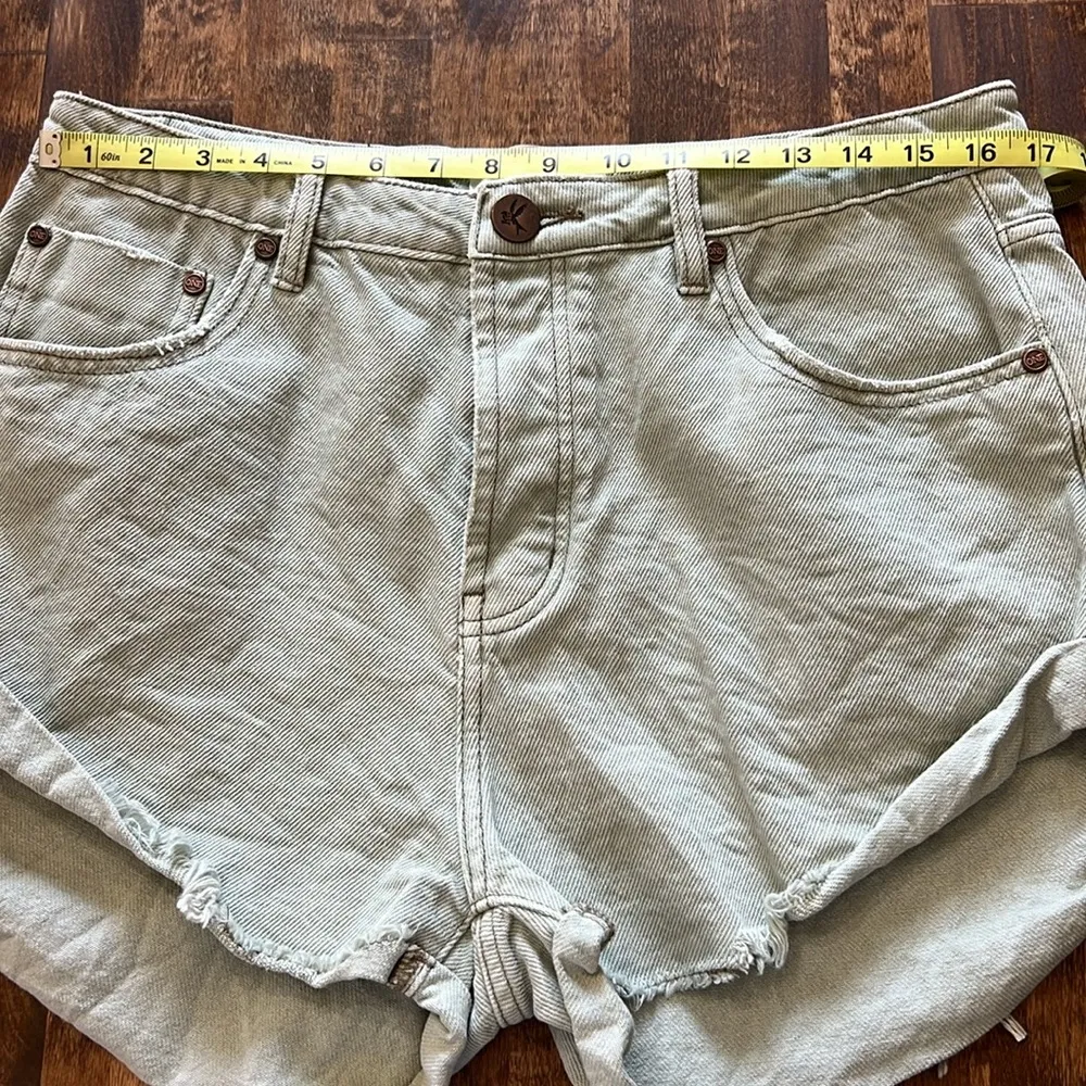 ONE TEASPOON Bandit "Faded Khaki" Denim Shorts Size 31 - Image 7