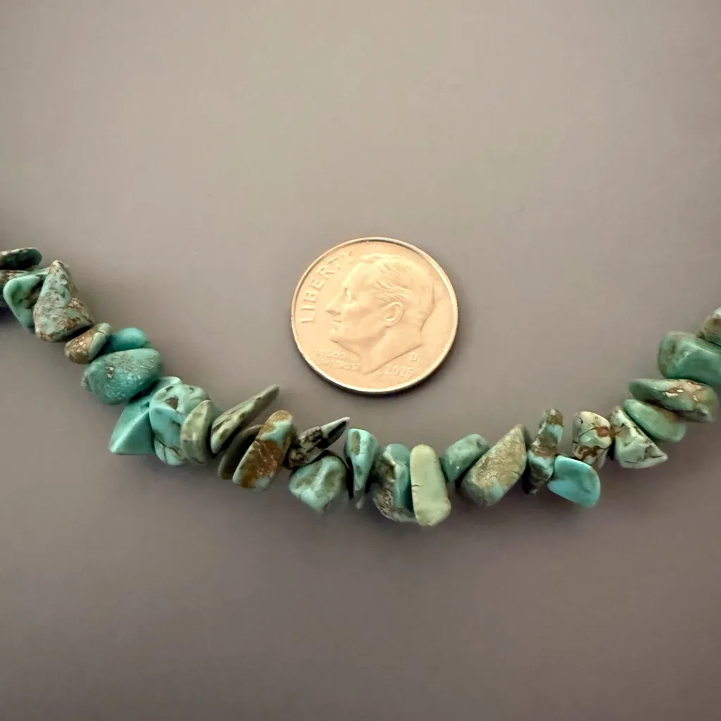 Vintage Faux Turquoise chip Necklace Adjustable length Blue - Image 6
