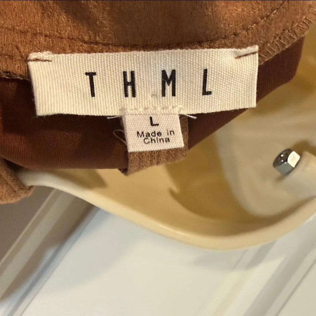 THML flutter sleeve suede midi dress in camel large - Image 7