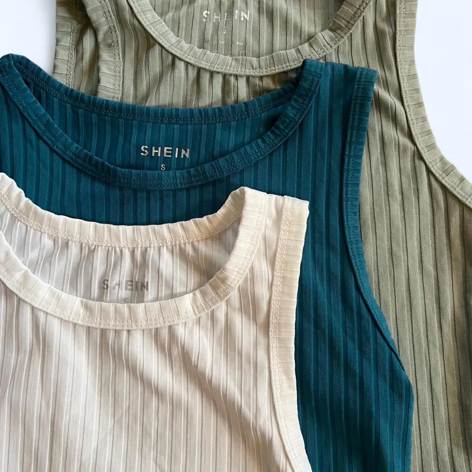 SHEIN crop tops NEW - Image 2