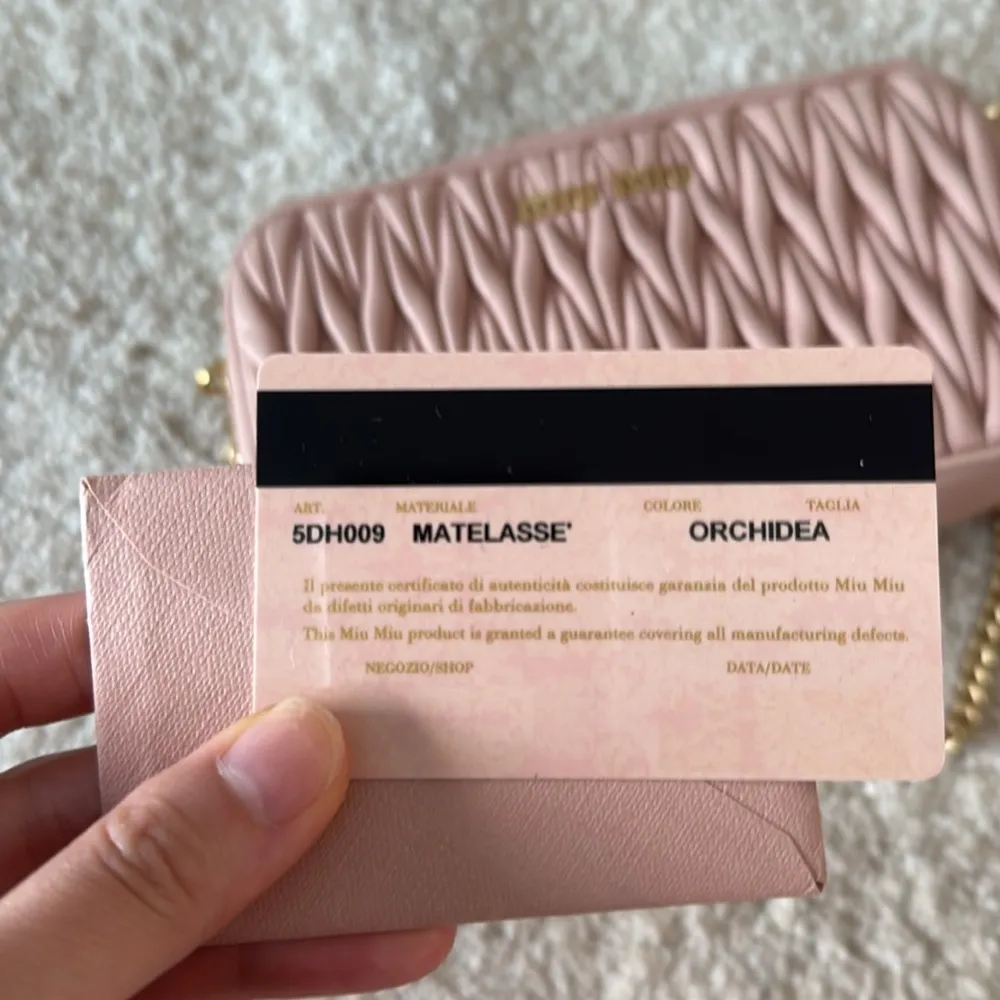 Miu miu mini bandoliera matelasse pink crossbody bag - Image 9