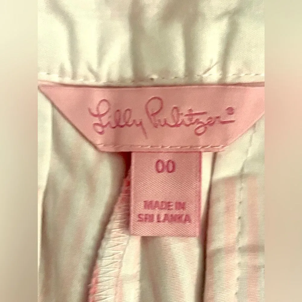 Lilly Pulitzer Callahan Shorts Seersucker Pink Preppy Shorts. - Image 3
